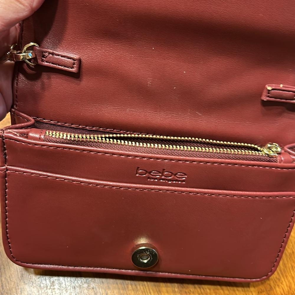 Satchel - Picture 2 of 4